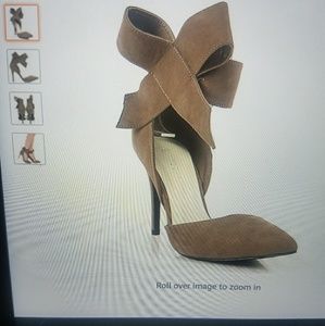 NEW nude sexy bow heels